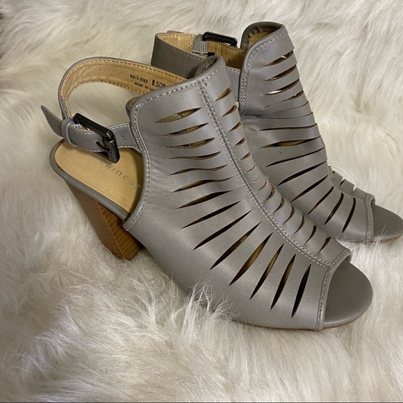Chinese Laundry Shoes Women’s Size 8.5‎  Heel Buckle Strap Gray Open Toe - Picture 7 of 9